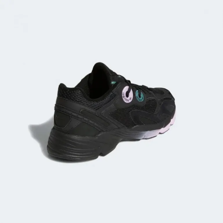 Adidas Astir