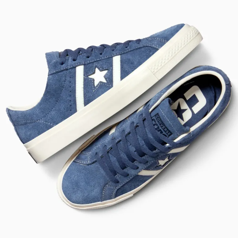 Converse Chuck 70 Suede Shimmer