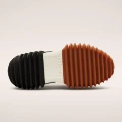 Converse Run Star Motion