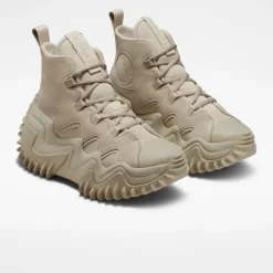Converse Uni Run Star Motion