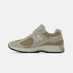 New Balance 2002R