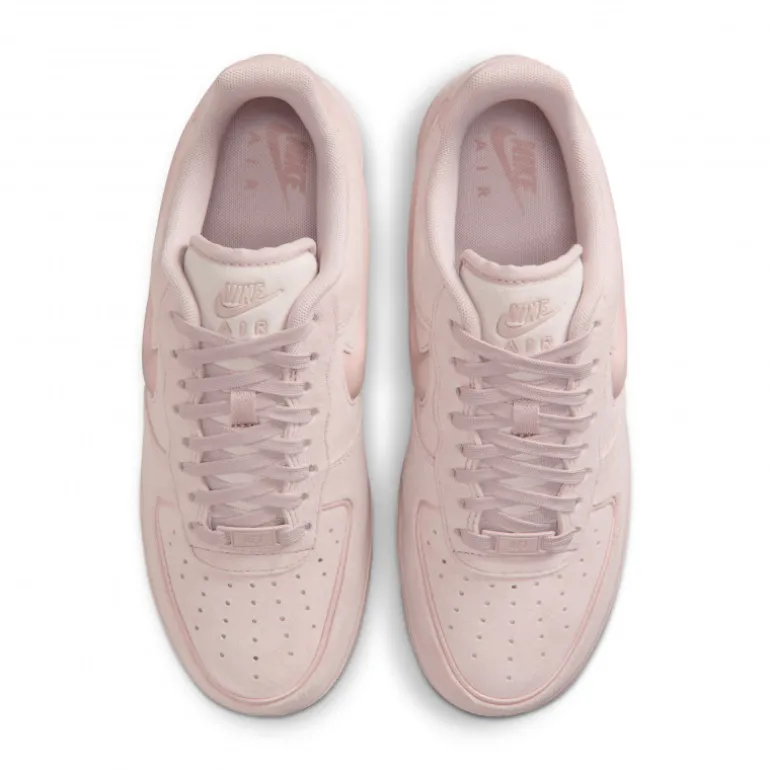 Nike Air Force 1’07