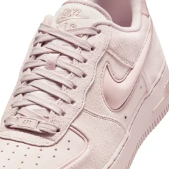 Nike Air Force 1’07