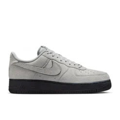 Nike Air Force 1 '07 LV8