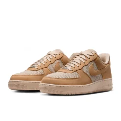 Nike Air Force 1 '07 Lv8