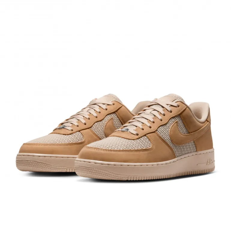 Nike Air Force 1 '07 Lv8