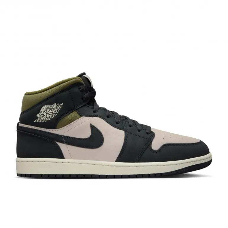 Nike Air Jordan 1 Mid se