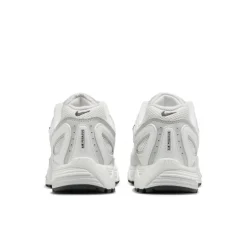 Nike Air Pegasus 2k5