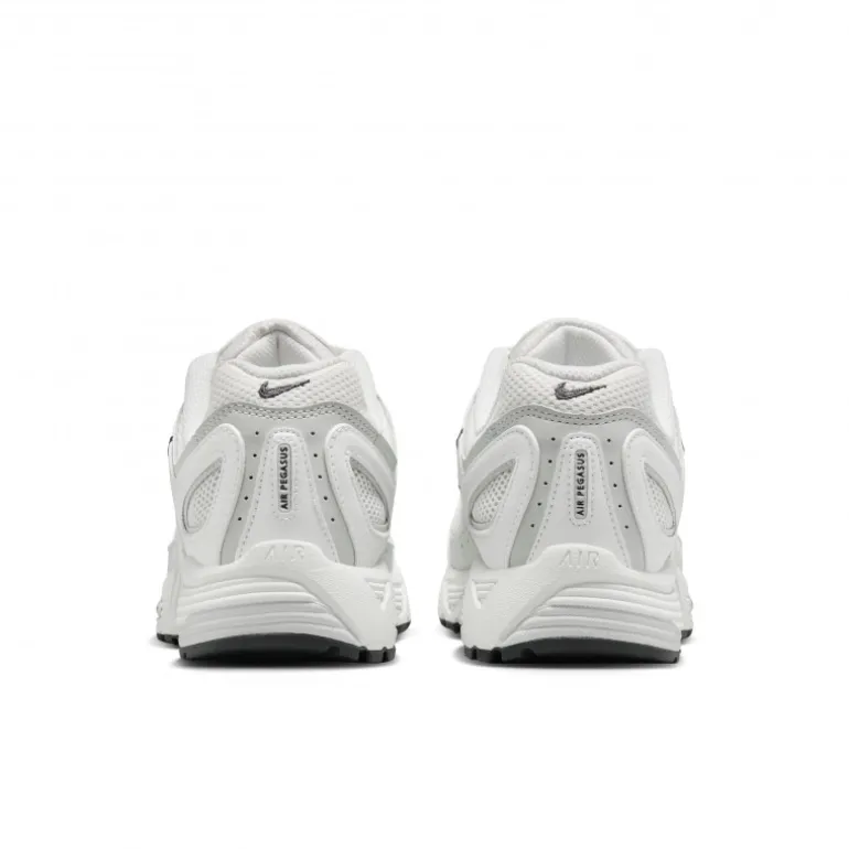 Nike Air Pegasus 2k5