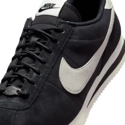 Nike Cortez