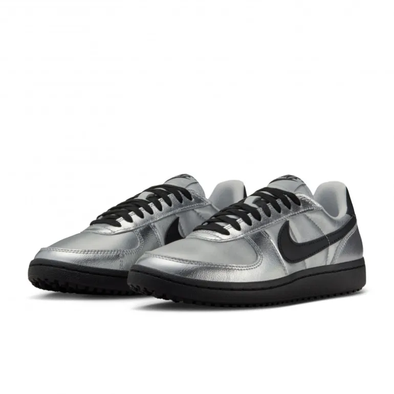 Nike Field General