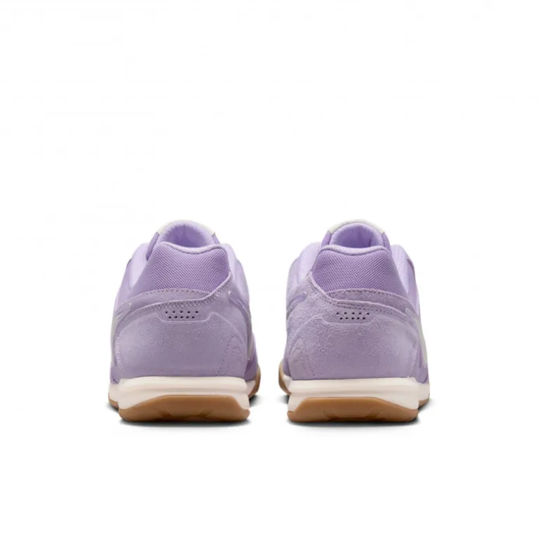 Nike Gato