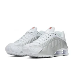 Nike Shox R4
