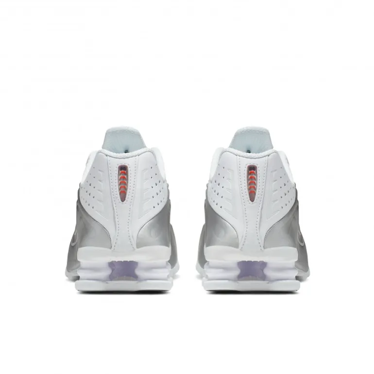 Nike Shox R4