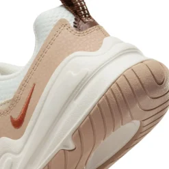 Nike Tech Hera