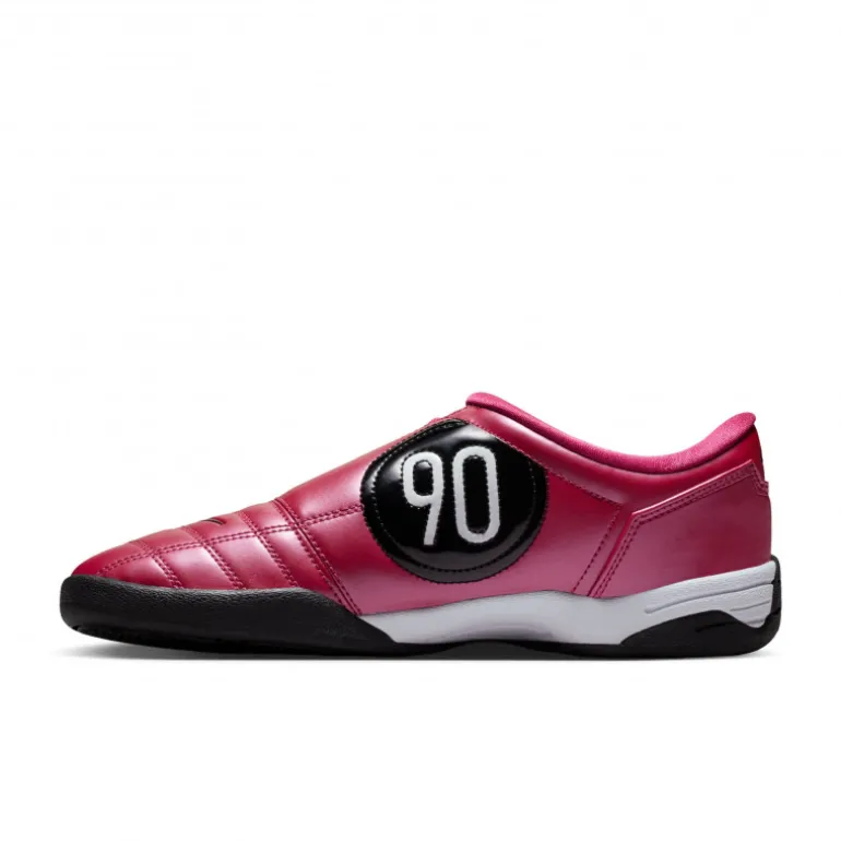 Nike Total 90