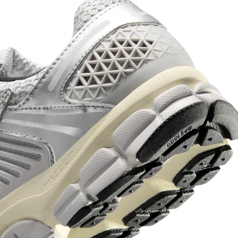 Nike Zoom Vomero 5