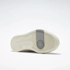 Reebok LT Court