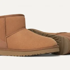 Ugg Classic Mini